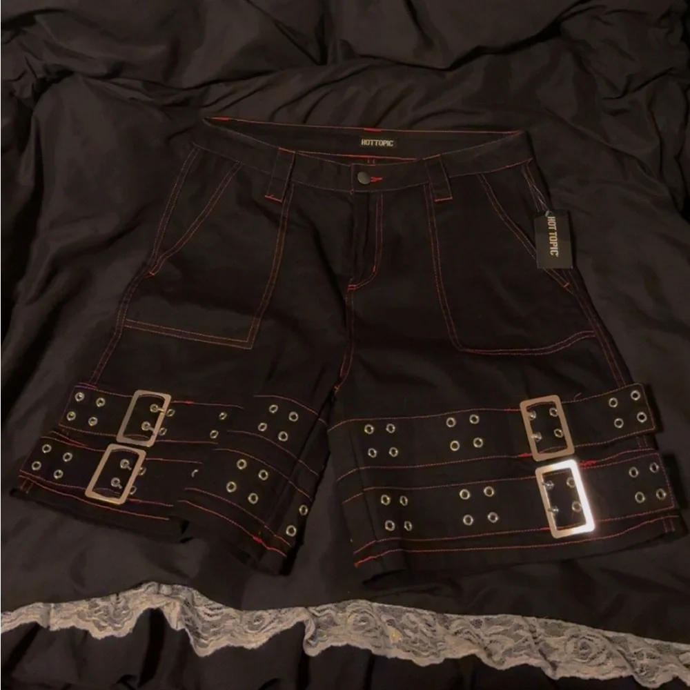 Hot Topic Black High Rise Jeans with Red Stitching New With Tags Size 9